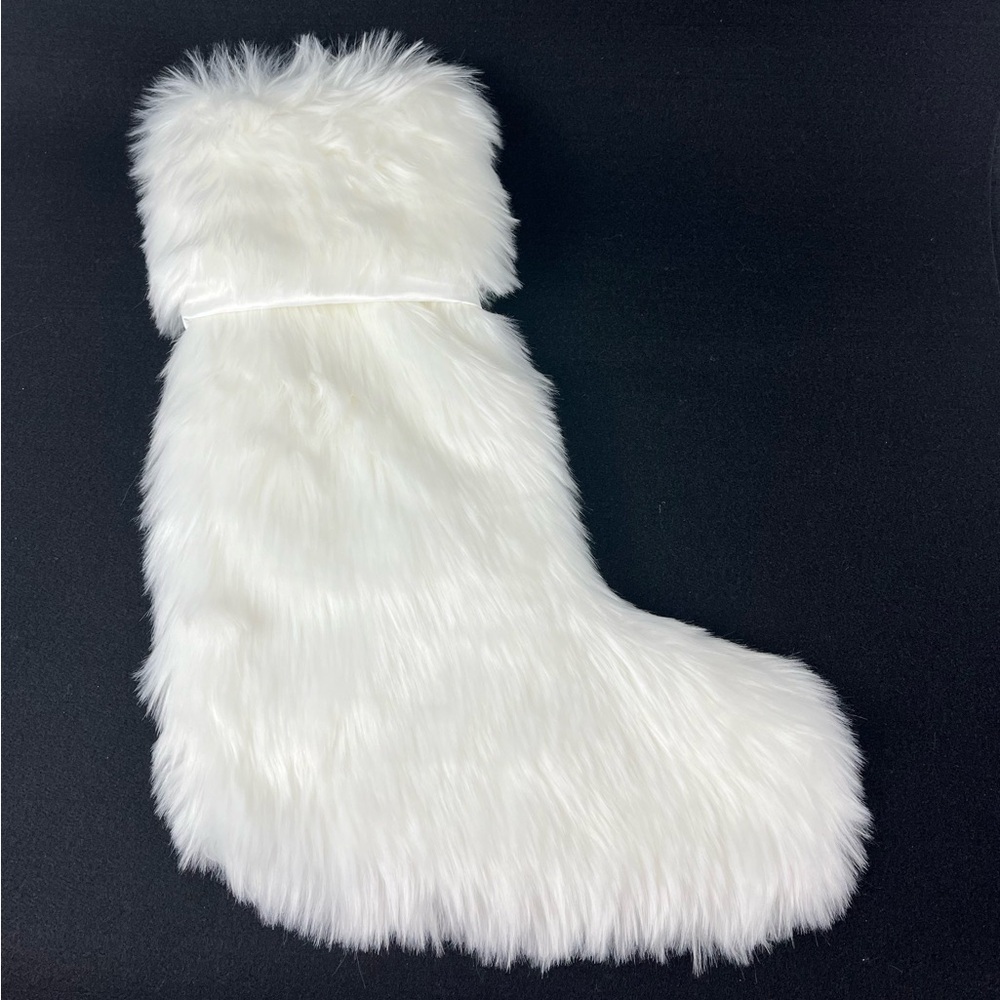 Nicole Miller Home Faux Fur Stocking White Ivory RN 75343